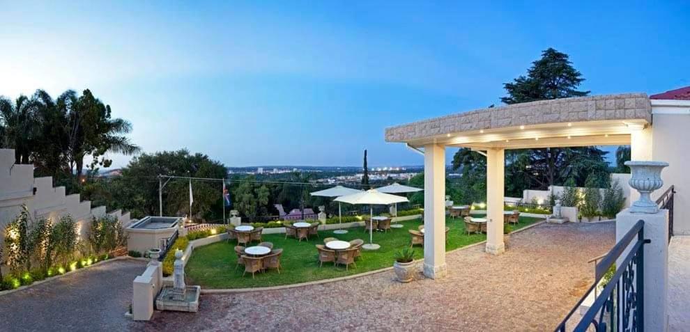 بريتوريا 131 On Herbert Baker Boutique Hotel المظهر الخارجي الصورة